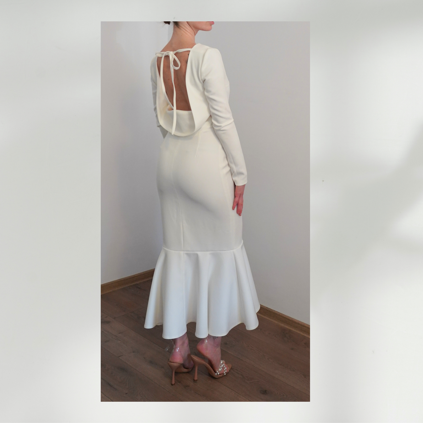 Rochie de mireasa simpla si eleganta cu spatele gol - Ela