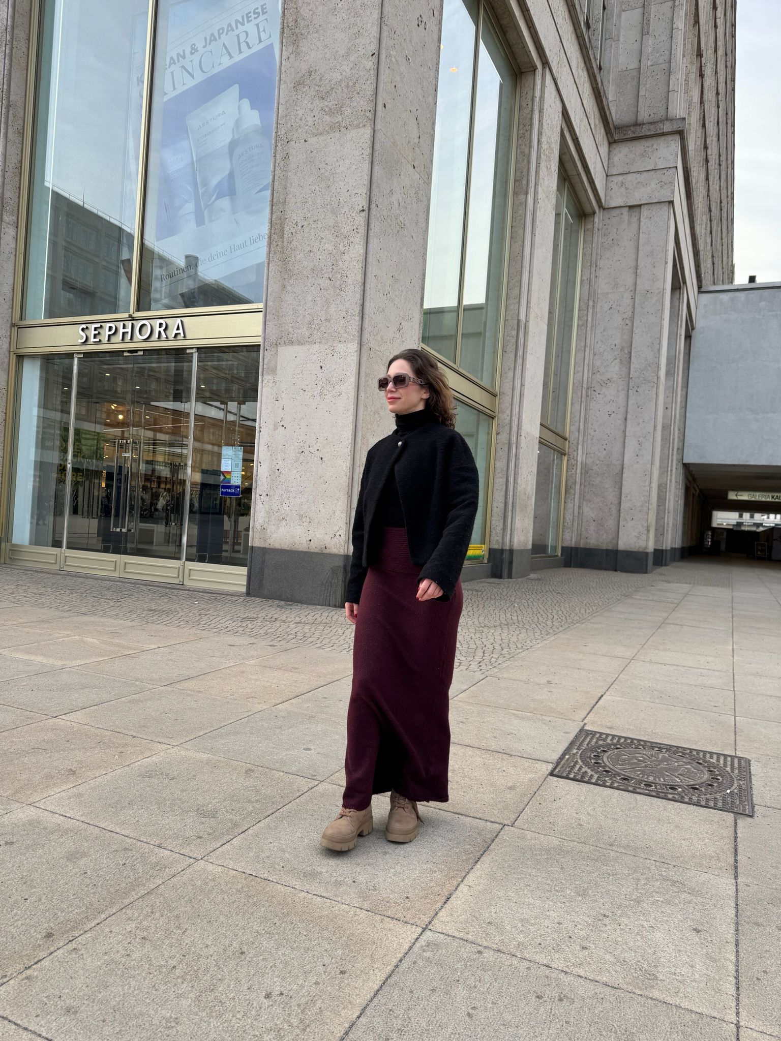 Modern women's fashion - Designed to last
– Gessica Albu