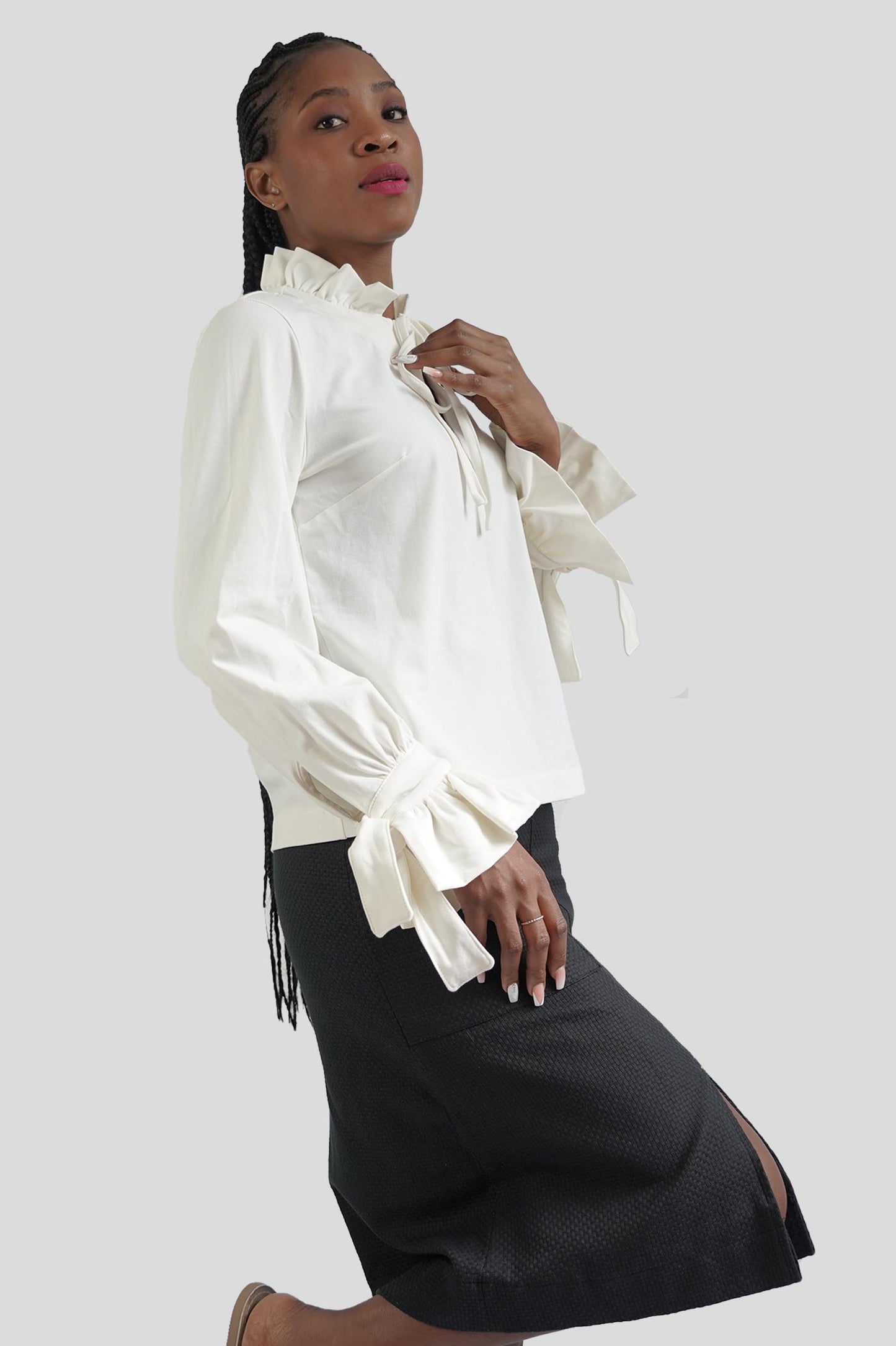 Bluza alba cu volane, din bumbac organic plin