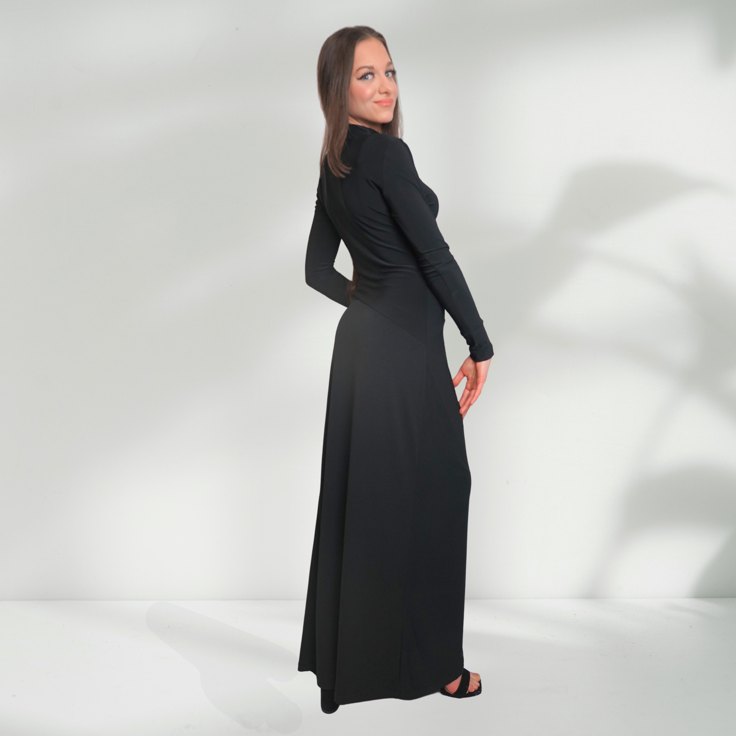 Rochie Lunga Neagra cu Volane