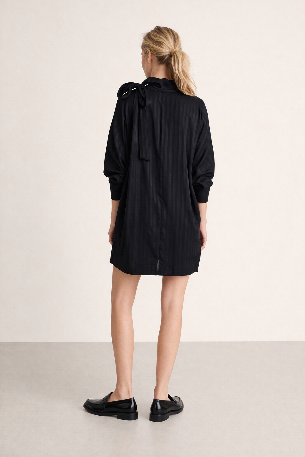 Valentina Black Oversized Dress – Minimalist Soft Luxury