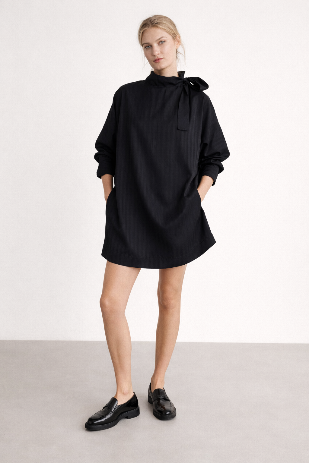 Valentina Black Oversized Dress – Minimalist Soft Luxury – Gessica Albu