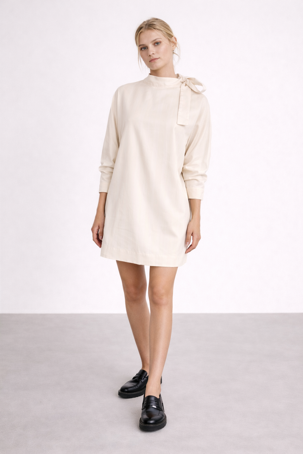 Valentina Ivory Oversized Dress – Minimalist Soft Luxury